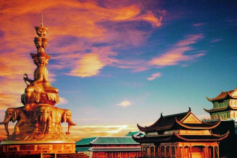 Tour Thành Đô – Cửu Trại Câu – Nga Mi Sơn 7N6Đ  No Shopping